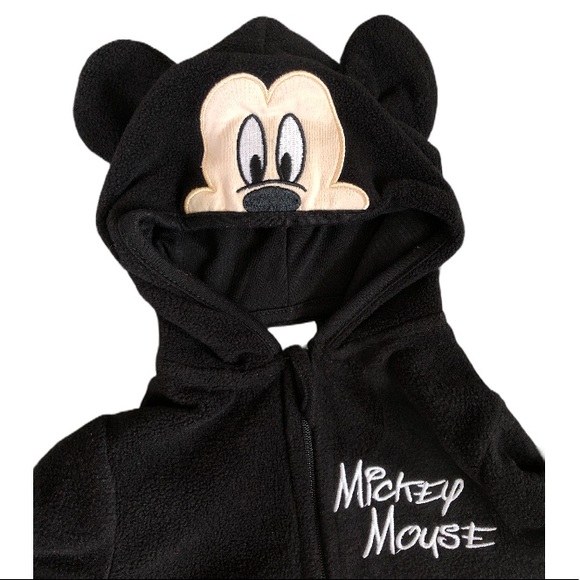 Mickey Mouse sleeper/ costume 3/6 month zip up - Picture 3 of 7